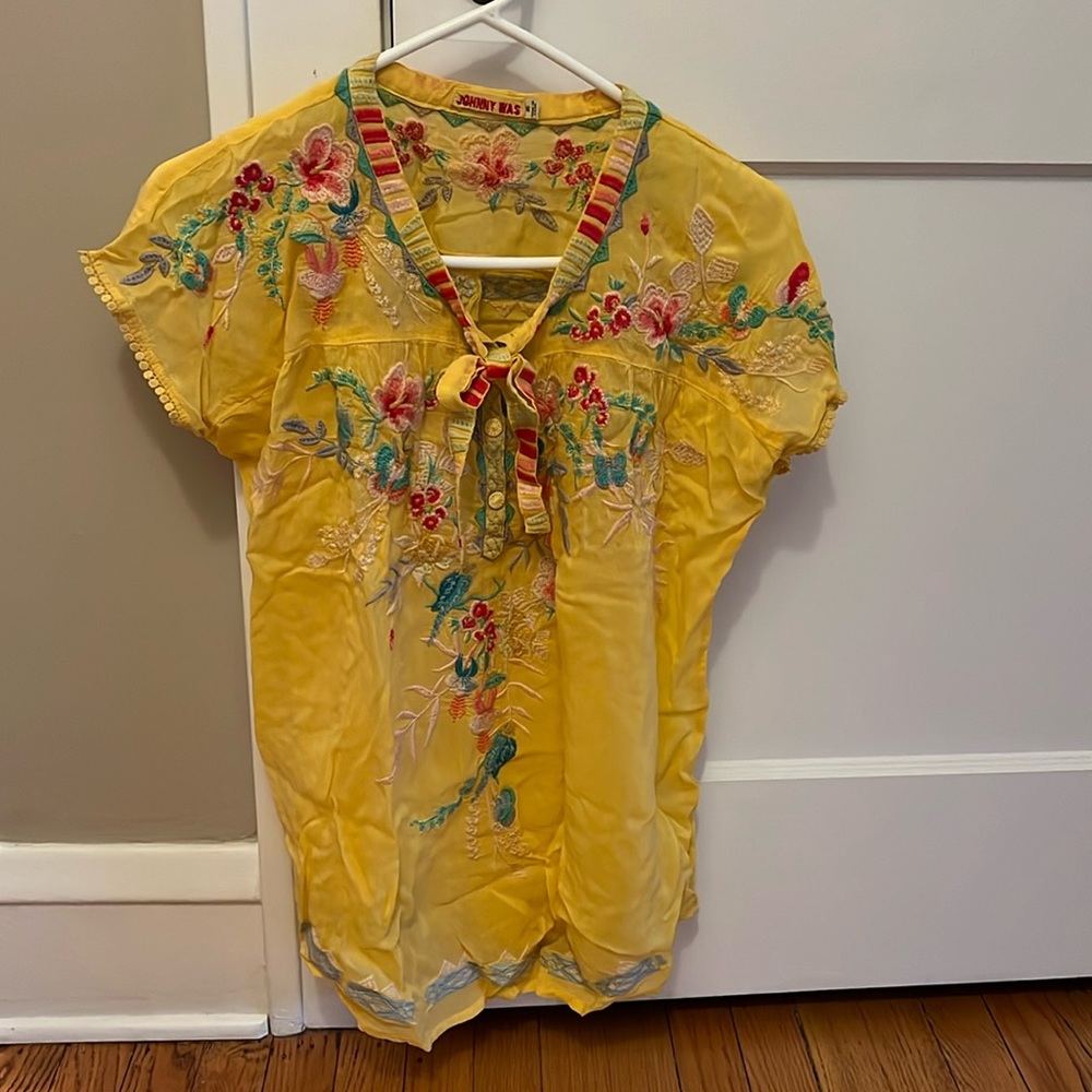Gorgeous Sundance Johnny Was top shirt yellow XS embroidered w/pinks & brights